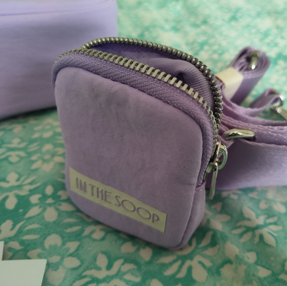 Purse - Picture 2 of 3